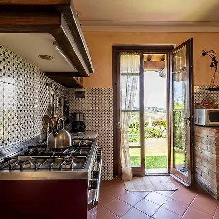 Countryside With Pool Near Florence Feriehus *