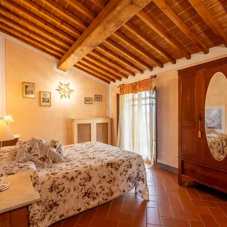 Countryside With Pool Near Florence Feriehus Castelfiorentino