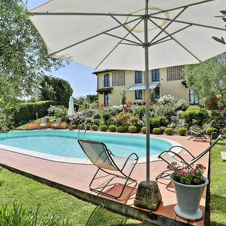 Prázdninový dům Countryside With Pool Near Florence Castelfiorentino